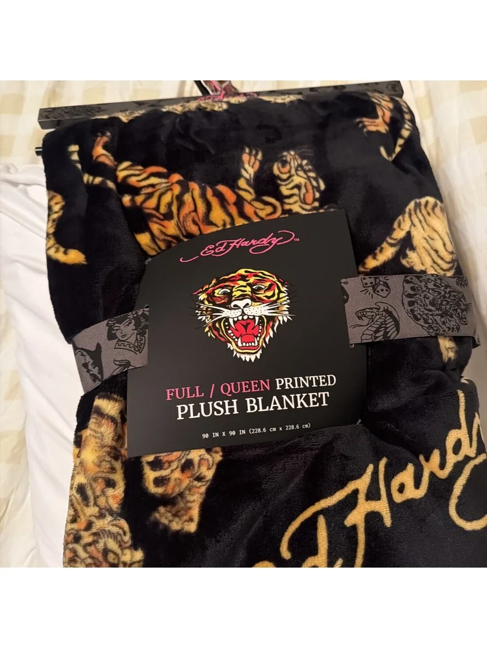 Ed Hardy FULL/QUEEN Tiger Printed Black Throw Blanket Brand New 90x90 in
